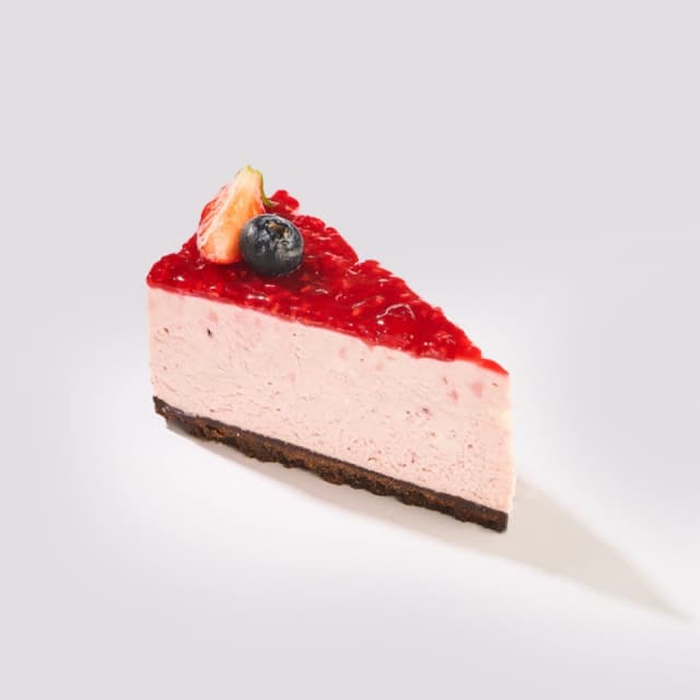 Cold blackcurrant cheesecake