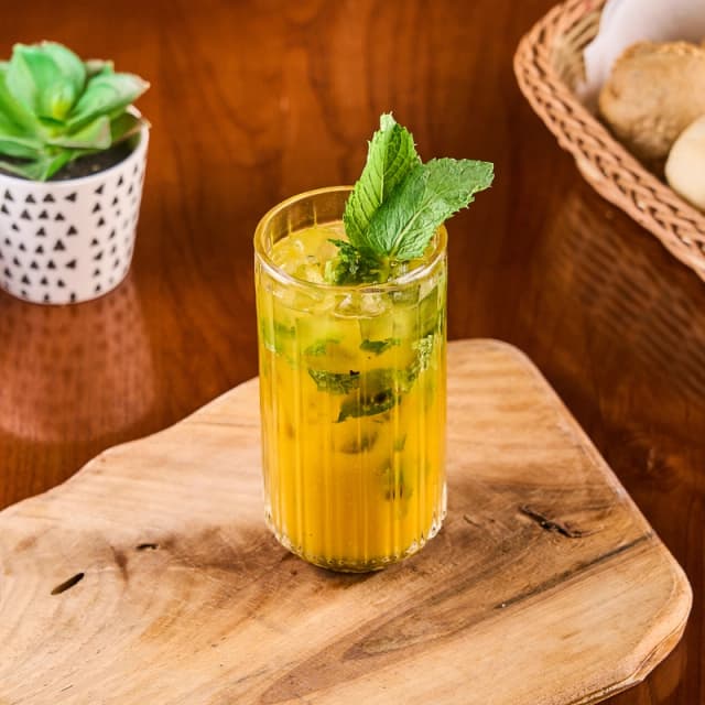 Mango passion fruit iced tea